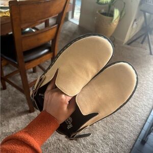 Dr. Martens zebzag mules